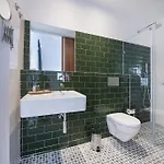 Guest house Lisbon Cheese & Wine Suites 4*
