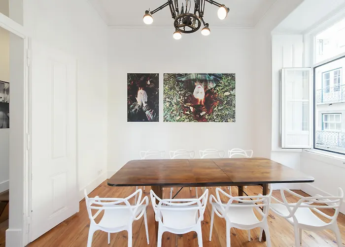 Cheese & Wine בית הארחה