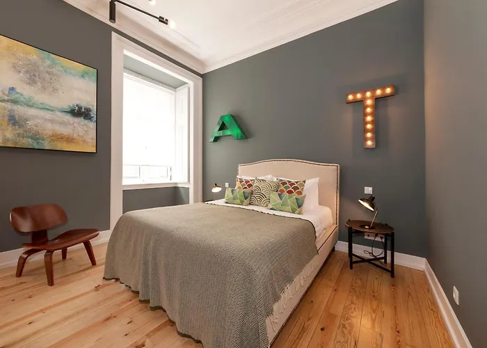 Lisbon Cheese & Wine Suites Guest house