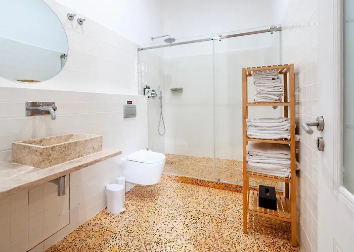 Lisbon Cheese & Wine Suites