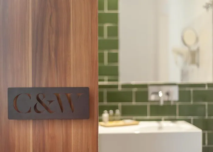 Lisbon Cheese & Wine Suites Guest house 4*