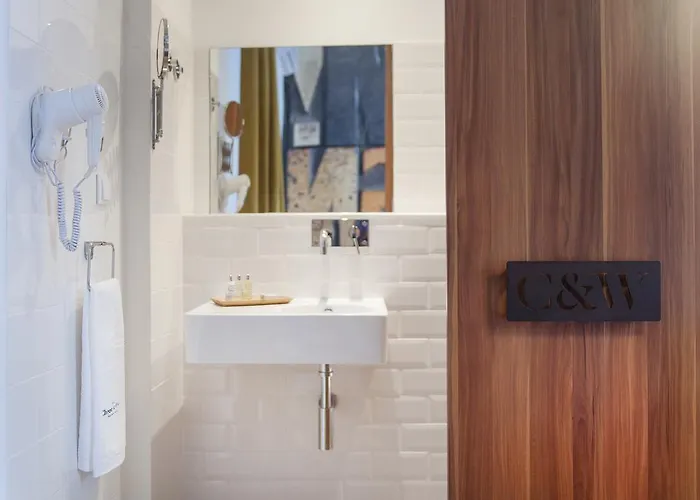 Гостьовий будинок Cheese & Wine 4*