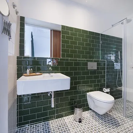 Gasthof Cheese & Wine 4*